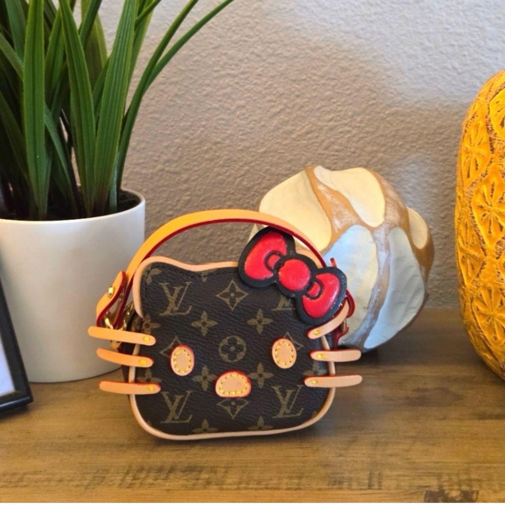 Stylish Fashion Kitty Monogram Mini Crossbody Bag